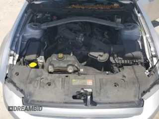 2014 Ford Mustang V6 with VIN 1ZVBP8EM6E5280254, listed as a Copart auction lot 61367625 with 81,346 mi miles and Salvage title. Bid and sale history available at DreamBid. Image 11.