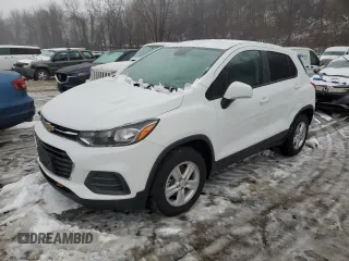 2022 Chevrolet Trax LS with VIN KL7CJNSM3NB544783, listed as a Copart auction lot 84624404 with 13,189 mi miles and Salvage Title. Bid and sale history available at carsss.com. Image 1.