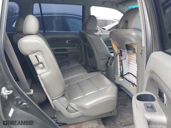 2006 Honda Pilot EX-L with VIN 5FNYF28556B010384, listed as a IAAI auction lot 41380835 with 233,359 mi miles. Bid and sale history available at carsss.com. Image 8.