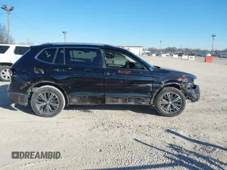 2019 Volkswagen Tiguan SE with VIN 3VV3B7AX9KM135037, listed as a IAAI auction lot 41527344 with 146,630 mi miles and . Bid and sale history available at DreamBid. Image 14.