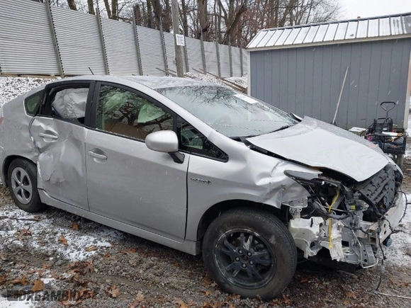 2015 Toyota Prius Four with VIN JTDKN3DU0F0452211, listed as a IAAI auction lot 41226379 with 73,678 mi miles. Bid and sale history available at carsss.com. Image 14.