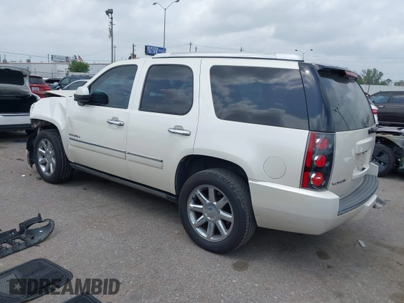 2013 GMC Yukon Denali with VIN 1GKS1EEF5DR326804, listed as a IAAI auction lot 41944142 with 1 mi miles. Bid and sale history available at carsss.com. Image 3.