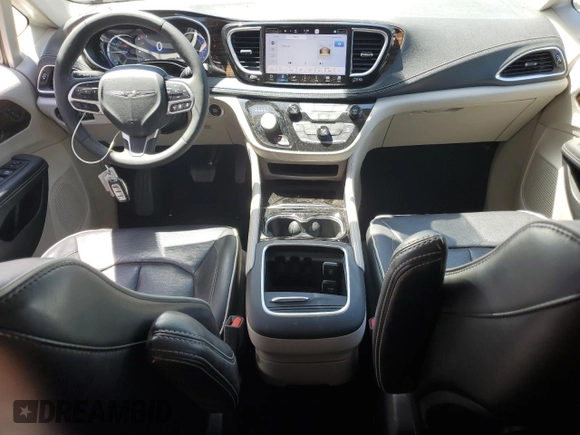 2023 Chrysler Pacifica Hybrid Limited with VIN 2C4RC1S7XPR595163, listed as a Copart auction lot 58182295 with 45,799 mi miles and Clean title. Bid and sale history available at DreamBid. Image 8.