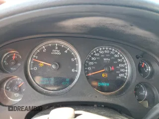 2011 Chevrolet Avalanche LS with VIN 3GNMCEE0XBG121414, listed as a Copart auction lot 47213405 with 143,289 mi miles and Salvage Title. Bid and sale history available at carsss.com. Image 9.
