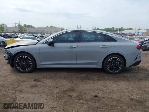 2023 Kia K5 GT-Line z VIN 5XXG64J26PG176483, wystawiony jako IAAI lot #42154614 z przebiegiem 61 050 mil mil oraz . Historia ofert i sprzedaży dostępna na DreamBid. Obrazek 14.