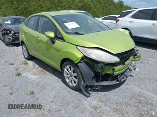 2012 Ford Fiesta SE with VIN 3FADP4BJXCM104979, listed as a IAAI auction lot 41395085 with 83,457 mi miles. Bid and sale history available at carsss.com. Image 1.
