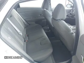 2025 Hyundai Elantra SEL Convenience z VIN KMHLS4DG6SU905114, wystawiony jako IAAI lot #42356092 z przebiegiem 9 569 mil mil oraz . Historia ofert i sprzedaży dostępna na DreamBid. Obrazek 8.