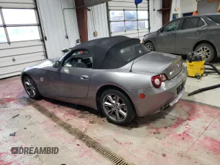 2005 BMW Z4 3.0i with VIN 4USBT53555LU09714, listed as a Copart auction lot 43445835 with 157,587 mi miles and Clean title. Bid and sale history available at DreamBid. Image 2.