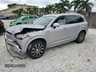 2024 Volvo XC90 Core Bright Theme with VIN YV4L12PK4R1202521, listed as a Copart auction lot 81630634 with 11,067 mi miles and Salvage Title. Bid and sale history available at carsss.com. Image 1.
