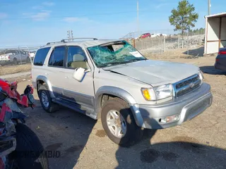 2000 Toyota 4Runner Limited with VIN JT3GN87R5Y0143755, listed as a IAAI auction lot 41116086 with 288,977 mi miles and . Bid and sale history available at DreamBid. Image 1.