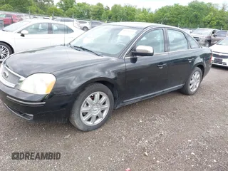 2007 Ford Five Hundred Limited z VIN 1FAHP28177G157927, wystawiony jako IAAI lot #42328521 z przebiegiem 111 850 mil mil oraz . Historia ofert i sprzedaży dostępna na DreamBid. Obrazek 2.