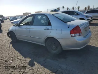 2008 Kia Spectra EX z VIN KNAFE122485540611, wystawiony jako Copart lot #56258515 z przebiegiem 197 475 mil mil oraz Szkody całkowita. Historia ofert i sprzedaży dostępna na DreamBid. Obrazek 2.