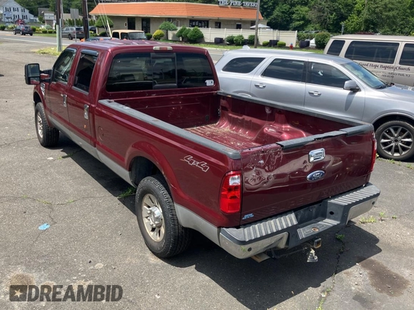 2008 Ford F-250 XL z VIN 1FTSW21568EB00082, wystawiony jako Copart lot #62956565 z przebiegiem 240 495 mil mil oraz Czysty tytuł • Clean title. Historia ofert i sprzedaży dostępna na DreamBid. Obrazek 3.