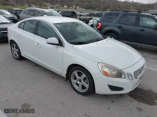2012 Volvo S60 T5 with VIN YV1622FSXC2104622, listed as a IAAI auction lot 41844181 with 212,296 mi miles. Bid and sale history available at carsss.com. Image 1.