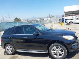 2015 Mercedes-Benz M 350 z VIN 4JGDA5JBXFA564023, wystawiony jako IAAI lot #42317145 z przebiegiem 83 010 mil mil oraz . Historia ofert i sprzedaży dostępna na DreamBid. Obrazek 13.
