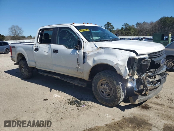 2018 Ford Super Duty F-250 SRW XL with VIN 1FT7W2B67JEB63260, listed as a Copart auction lot 46824805 with 128,347 mi miles and Salvage Title. Bid and sale history available at carsss.com. Image 4.