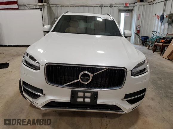 2018 Volvo XC90 Momentum z VIN YV4102PK4J1375017, wystawiony jako Copart lot #50607525 z przebiegiem 125 218 mil mil oraz Nie do naprawy • Non repairable. Historia ofert i sprzedaży dostępna na DreamBid. Obrazek 5.