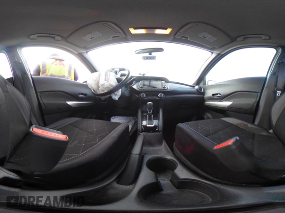 2018 Nissan Kicks S with VIN 3N1CP5CU6JL536379, listed as a IAAI auction lot 41523736 with 110,621 mi miles. Bid and sale history available at carsss.com. Image 17.