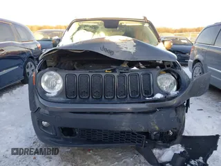 2016 Jeep Renegade Latitude with VIN ZACCJBBT6GPD80057, listed as a IAAI auction lot 41268210 with 95,618 mi miles. Bid and sale history available at carsss.com. Image 12.