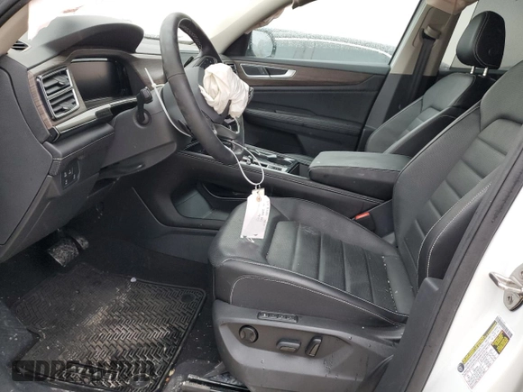 2024 Volkswagen Atlas SEL with VIN 1V2BR2CA8RC539703, listed as a Copart auction lot 45461855 with 20,789 mi miles and Salvage title. Bid and sale history available at DreamBid. Image 7.