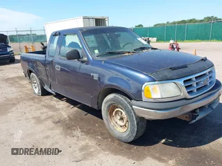 1999 Ford F-150 с VIN 1FTRX17W7XKC19135, выставлен на аукционе IAAI как лот 42629496 с пробегом Не указан миль и . История ставок и продаж доступна на DreamBid. Изображение 1.