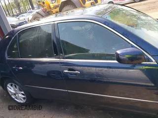 2004 Lexus LS 430 with VIN JTHBN36F740134774, listed as a IAAI auction lot 42023215 with 231,806 mi miles. Bid and sale history available at carsss.com. Image 13.