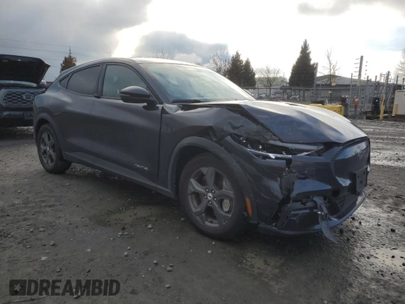 2022 Ford Mustang Mach-E Select z VIN 3FMTK1SS3NMA17225, wystawiony jako Copart lot #87489424 z przebiegiem 58 695 mil mil oraz Szkoda całkowita • Salvage title. Historia ofert i sprzedaży dostępna na DreamBid. Obrazek 4.