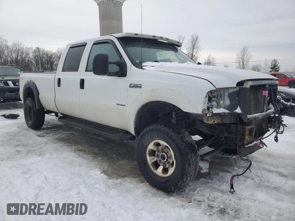 2006 Ford F-350 XL with VIN 1FTWW31P36EA45337, listed as a Copart auction lot 44967645 with 208,916 mi miles and Clean Title. Bid and sale history available at DreamBid. Image 4.