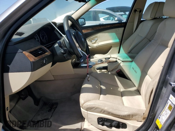 2008 BMW 5 Series 550i with VIN WBANW53598CT51425, listed as a Copart auction lot 54064475 with 124,391 mi miles and Clean Title. Bid and sale history available at carsss.com. Image 7.