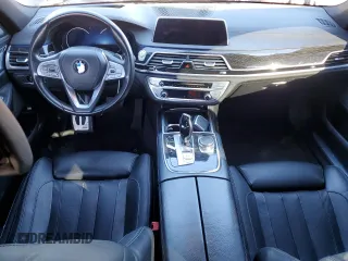 2016 BMW 7 Series 740i with VIN WBA7E2C54GG547404, listed as a Copart auction lot 40052803 with 94,008 mi miles. Bid and sale history available at carsss.com. Image 8.
