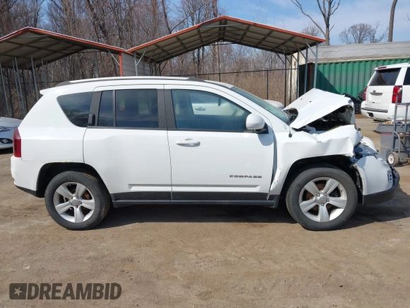 2016 Jeep Compass High Altitude with VIN 1C4NJDEB7GD662746, listed as a IAAI auction lot 41757184 with Not Provided miles and . Bid and sale history available at DreamBid. Image 13.