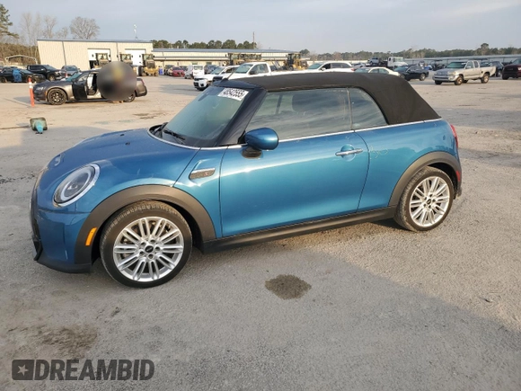 2022 MINI Convertible Cooper S z VIN WMW43DL00N3P16346, wystawiony jako Copart lot #48542555 z przebiegiem 19 138 mil mil oraz Tytuł czysty. Historia ofert i sprzedaży dostępna na DreamBid. Obrazek 1.