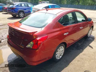 2016 Nissan Versa S z VIN 3N1CN7AP9GL850244, wystawiony jako IAAI lot #42254319 z przebiegiem 87 728 mil mil oraz . Historia ofert i sprzedaży dostępna na DreamBid. Obrazek 4.