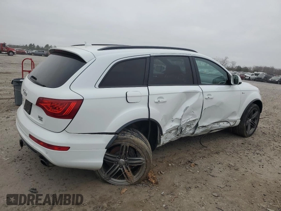 2014 Audi Q7 S line Prestige with VIN WA1DGAFE5ED004318, listed as a Copart auction lot 48866785 with 105,689 mi miles and Salvage title. Bid and sale history available at DreamBid. Image 3.