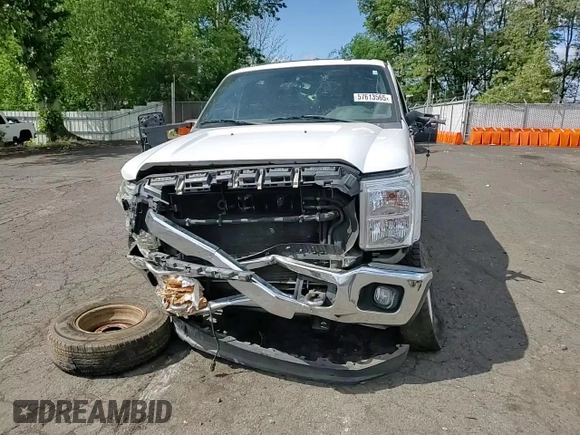 2012 Ford F-250 XL с VIN 1FT7W2BT2CEB30630, выставлен на аукционе Copart как лот 57613565 с пробегом Не указан миль и Списание • Salvage title. История ставок и продаж доступна на DreamBid. Изображение 13.