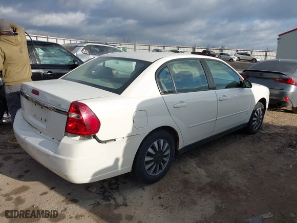 2006 Chevrolet Malibu LS w/1LS with VIN 1G1ZS51F56F245473, listed as a IAAI auction lot 38654238 with 202,950 mi miles. Bid and sale history available at carsss.com. Image 4.