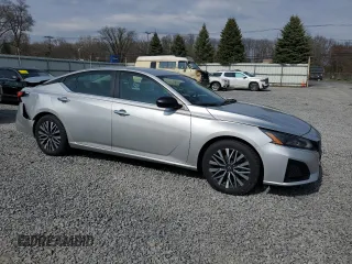 2024 Nissan Altima SV z VIN 1N4BL4DV5RN325486, wystawiony jako Copart lot #53510155 z przebiegiem 31 338 mil mil oraz Szkoda całkowita • Salvage title. Historia ofert i sprzedaży dostępna na DreamBid. Obrazek 4.
