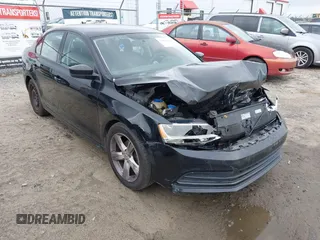 2015 Volkswagen Jetta S с VIN 3VW2K7AJ3FM277070, выставлен на аукционе IAAI как лот 42384814 с пробегом 122 107 миль миль и . История ставок и продаж доступна на DreamBid. Изображение 1.