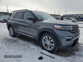 2024 Ford Explorer XLT with VIN 1FMSK8DH5RGA59658, listed as a Copart auction lot 45171085 with 7,960 mi miles and Salvage Title. Bid and sale history available at carsss.com. Image 4.