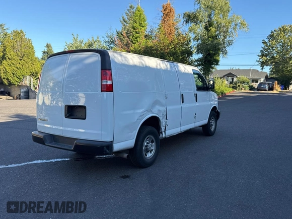 2023 Chevrolet Express Cargo с VIN 1GCWGAFP4P1176442, выставлен на аукционе Copart как лот 65481025 с пробегом 42 680 миль миль и Списание • Salvage title. История ставок и продаж доступна на DreamBid. Изображение 4.