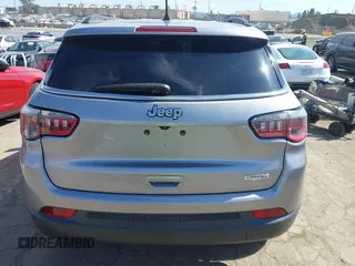 2019 Jeep Compass Latitude with VIN 3C4NJCBB0KT676974, listed as a IAAI auction lot 42020893 with 54,159 mi miles and . Bid and sale history available at DreamBid. Image 16.