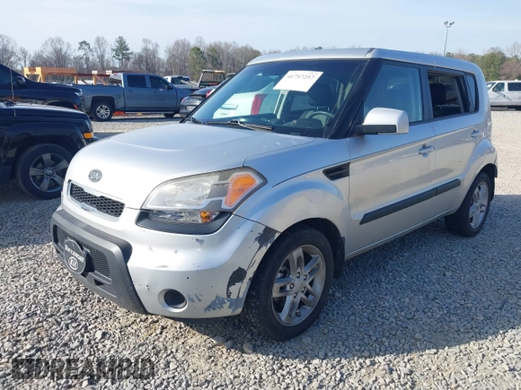 2011 Kia Soul + with VIN KNDJT2A27B7708974, listed as a IAAI auction lot 41757257 with 94,476 mi miles. Bid and sale history available at carsss.com. Image 2.
