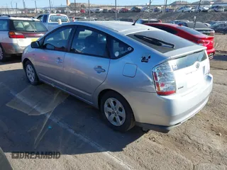 2007 Toyota Prius with VIN JTDKB20U173282711, listed as a IAAI auction lot 41397781 with 0 mi miles. Bid and sale history available at carsss.com. Image 3.