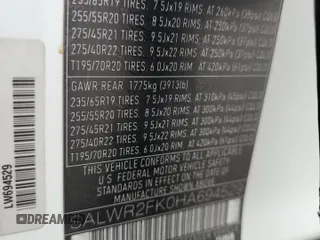 2017 Land Rover Range Rover Sport HSE z VIN SALWR2FK0HA694529, wystawiony jako Copart lot #56167675 z przebiegiem 72 775 mil mil oraz Szkoda całkowita • Salvage title. Historia ofert i sprzedaży dostępna na DreamBid. Obrazek 13.
