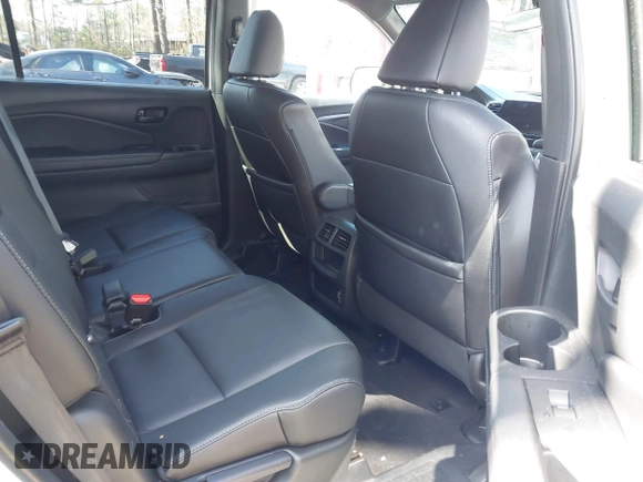 2023 Honda Passport EX-L z VIN 5FNYF8H56PB037470, wystawiony jako IAAI lot #41330084 z przebiegiem Nie podano mil oraz . Historia ofert i sprzedaży dostępna na DreamBid. Obrazek 8.