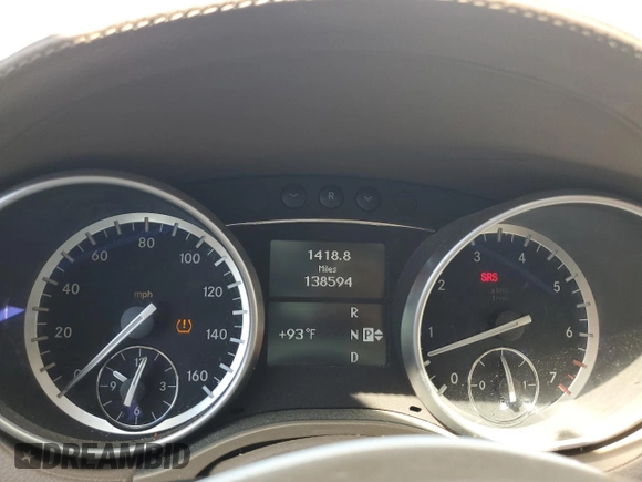 2012 Mercedes-Benz GL 450 z VIN 4JGBF7BE2CA797693, wystawiony jako Copart lot #57954415 z przebiegiem 138 594 mil mil oraz Szkoda całkowita • Salvage title. Historia ofert i sprzedaży dostępna na DreamBid. Obrazek 9.