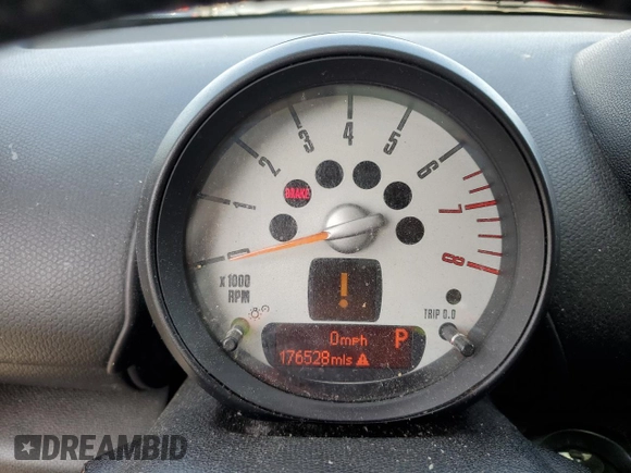 2011 MINI Countryman S with VIN WMWZC3C56BWH97944, listed as a Copart auction lot 58071315 with 176,528 mi miles and Clean title. Bid and sale history available at DreamBid. Image 9.