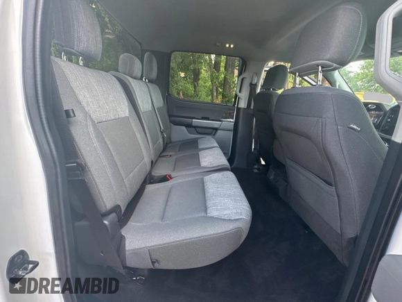 2021 Ford F-150 XL z VIN 1FTFW1E87MFC81620, wystawiony jako Copart lot #63874525 z przebiegiem 166 409 mil mil oraz Czysty tytuł • Clean title. Historia ofert i sprzedaży dostępna na DreamBid. Obrazek 6.