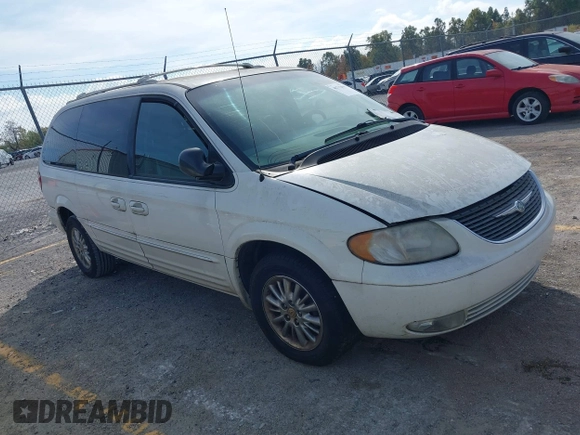2002 Chrysler Town & Country Limited with VIN 2C8GP64L82R797610, listed as a IAAI auction lot 40712041 with 133,892 mi miles. Bid and sale history available at carsss.com. Image 1.