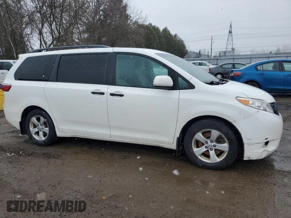 2017 Toyota Sienna L with VIN 5TDZZ3DC0HS779525, listed as a Copart auction lot 52687115 with 372,129 mi miles and Clean Title. Bid and sale history available at DreamBid. Image 4.